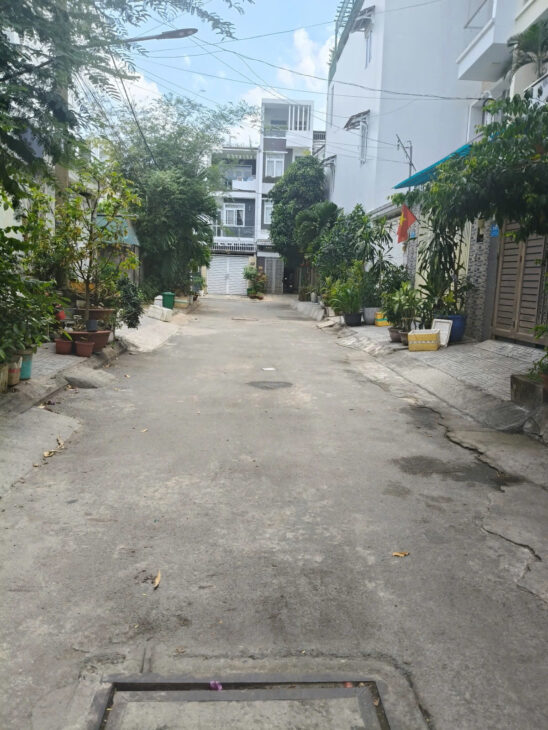 🏠 Nhà phố Hiệp Bình Chánh – hẻm xe hơi, khu dân trí cao