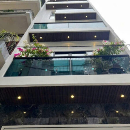 CẦU GIẤY- 6 TẦNG THANG MÁY- DT 46M2- GẦN Ô TÔ- HƠN 9 TỶ