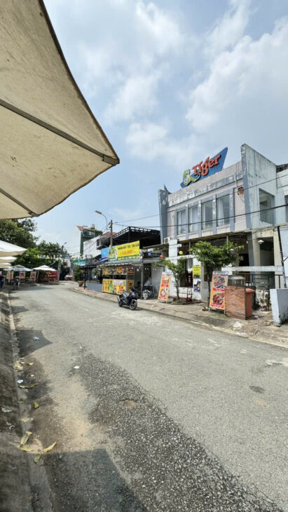 Đất Mặt Tiền KDC Bình Chánh View Sông Hồ – Sát Quận 8 – Đang Có Dòng Tiền Cho Thuê – Ngang Khủng