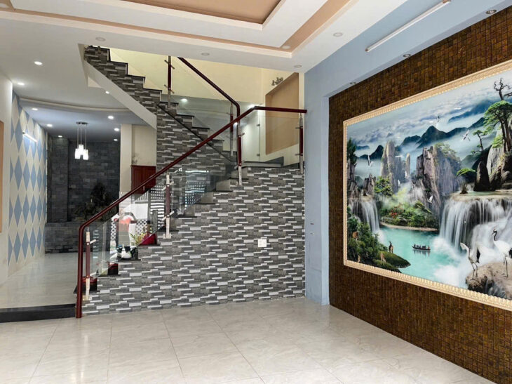 🌿 NHÀ ĐẸP 3 TẦNG – GẦN LÀNG ĐH THỦ ĐỨC – GIÁ CHỈ 4.95 TỶ 🌿 📍 Khu sầm uất, thuận tiện an cư