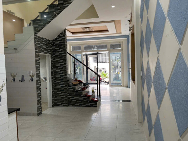 🌿 NHÀ ĐẸP 3 TẦNG – GẦN LÀNG ĐH THỦ ĐỨC – GIÁ CHỈ 4.95 TỶ 🌿 📍 Khu sầm uất, thuận tiện an cư