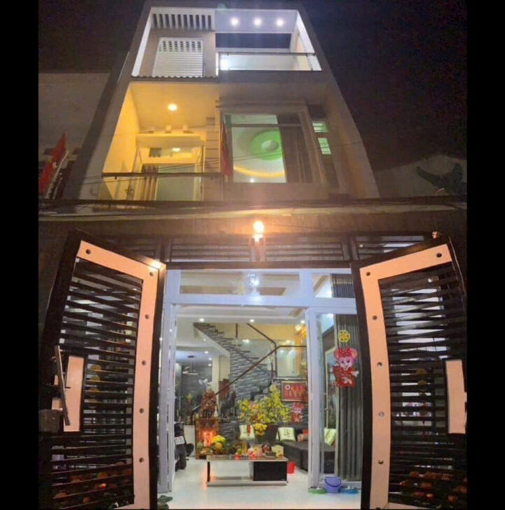 🌿 NHÀ ĐẸP 3 TẦNG – GẦN LÀNG ĐH THỦ ĐỨC – GIÁ CHỈ 4.95 TỶ 🌿 📍 Khu sầm uất, thuận tiện an cư