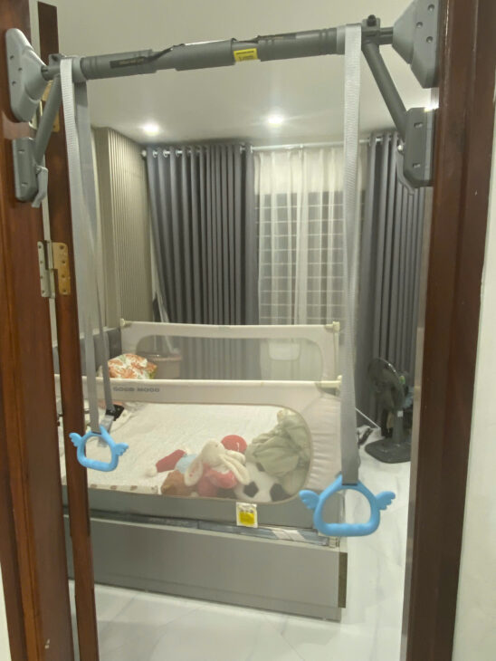 Gia đình tôi cần bán nhà đẹp ở luôn ngõ 101 Thanh Nhàn, 40m2, 5 tầng, 6 phòng ngủ giá 12.2 tỷ