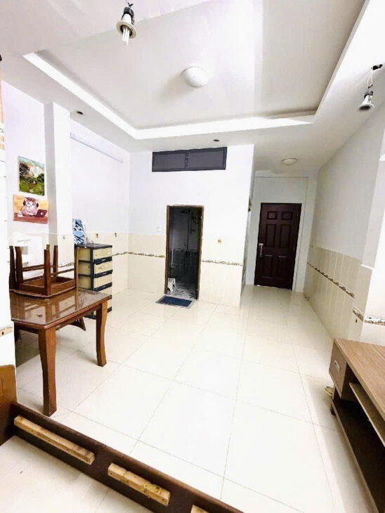 Hẻm Xe Hơi 373 Lý Thường Kiệt – 4x16M – Không Lộ Giới – Không Quy Hoạch – 4 Tầng BTCT – 4PN – Nhỉnh