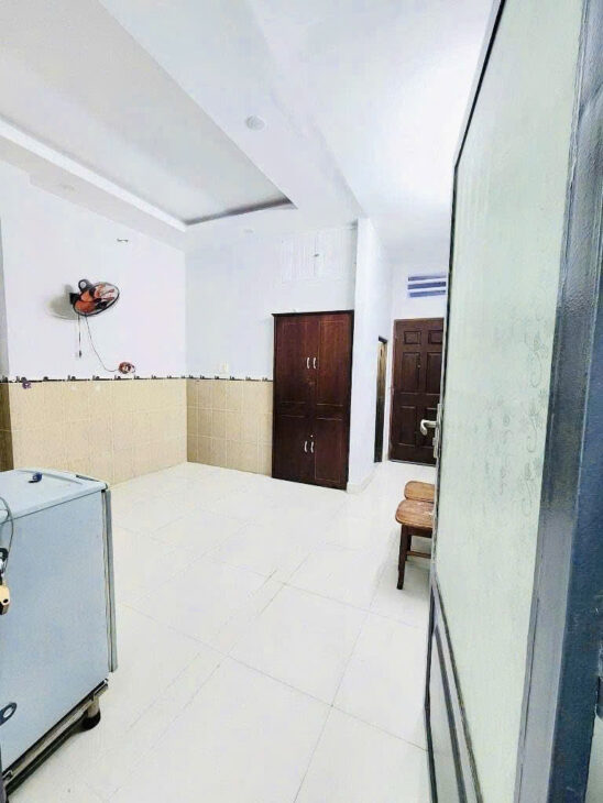 Hẻm Xe Hơi 373 Lý Thường Kiệt – 4x16M – Không Lộ Giới – Không Quy Hoạch – 4 Tầng BTCT – 4PN – Nhỉnh