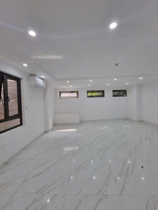 SIÊU ĐẦU TƯ ! 1.5tỷ/n tòa Apartmen Lạc Long Quân Cầu Giấy Tây Hồ ngõ thông oto KD 135m x9t