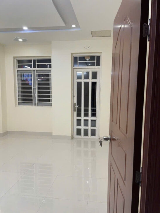 NHÀ 3 TẦNG BTCT PHÚ THUẬN Q7 –4×19- 6ty5