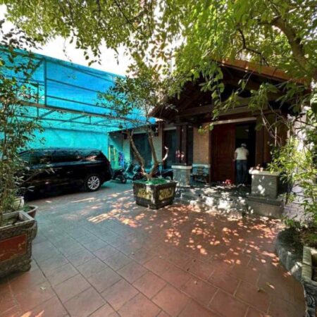 biệt thự sân vườn Ngọc Lâm, vỉa hè, ôtô tránh, cách cầu Chương Dương 100m biệt thự sân vườn Ngọc Lâm, vỉa hè, ôtô tránh, cách cầu Chương Dương 100m