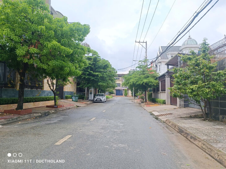 Bán Biệt thự siêu xinh 4 tầng 360m2, nội thất xịn khu Vip Hà Huy Giáp, gần Cầu An Lộc, Gò Vấp