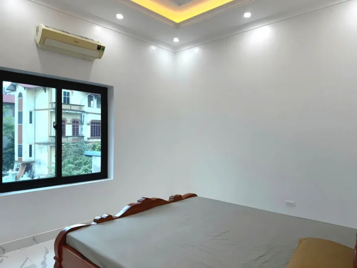 NHÀ MỚI ĐẸP NGÕ THÔNG GẦN Ô TÔ Phố Chu Huy Mân 103m2 X 4 Tầng 12.3 Tỷ Long Biên.