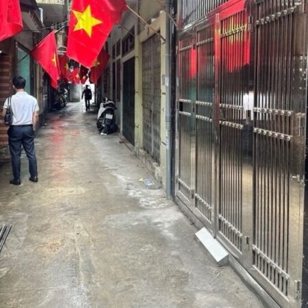 Bán nhà Kim Giang, Hoàng Mai, gần ô tô, gần phố, 35m2, 8.5 tỷ(MTG)