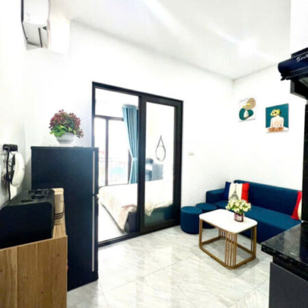 Cho thuê căn hộ CCCMN khép kín tại ngõ 82 Yên Lãng, Đống Đa