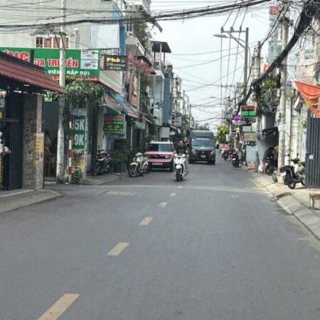 Bán CHDV mặt tiền 7m 148m2 6T 17PN T.Máy DT 70tr ngay CV Làng Hoa Lê Văn Thọ 29 tỷ hơn. Bán CHDV mặt tiền 7m 148m2 6T 17PN T.Máy DT 70tr ngay CV Làng Hoa Lê Văn Thọ 29 tỷ hơn.