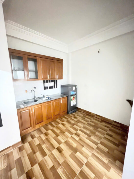 Cho thuê căn 2PN 1PK Full đồ cực đẹp và sạch thoáng ban công Ngõ 199 Hồ Tùng Mậu