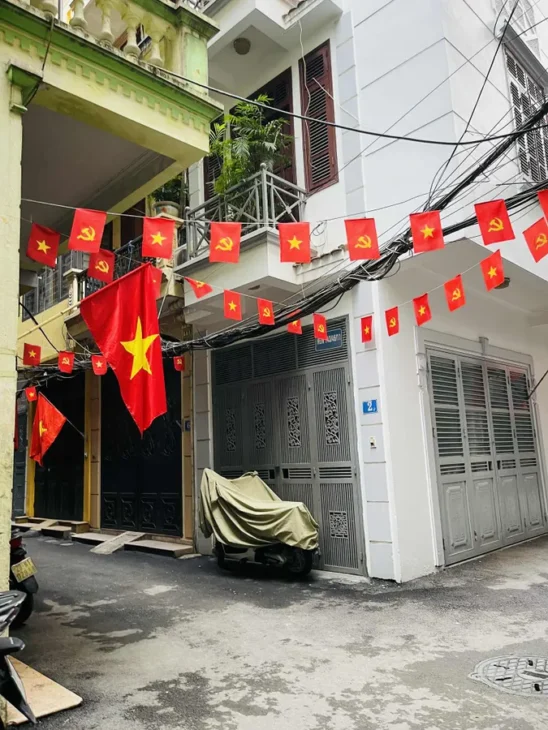 PHÂN LÔ – MORNING ĐỖ CỬA – DÂN XÂY CHẮC CHẮN – 2 THOÁNG TRƯỚC SAU (10.9 tỷ)