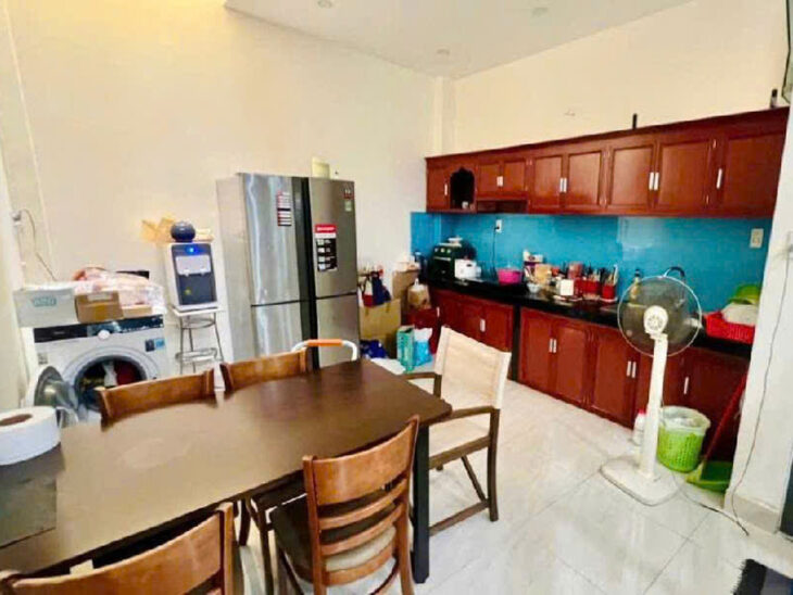 L1556 ⭐️ Giảm 250tr! sát chợ Hạnh Thông Tây, SHR, Vuông, 2 tầng, 5x11m, 5.x tỷ