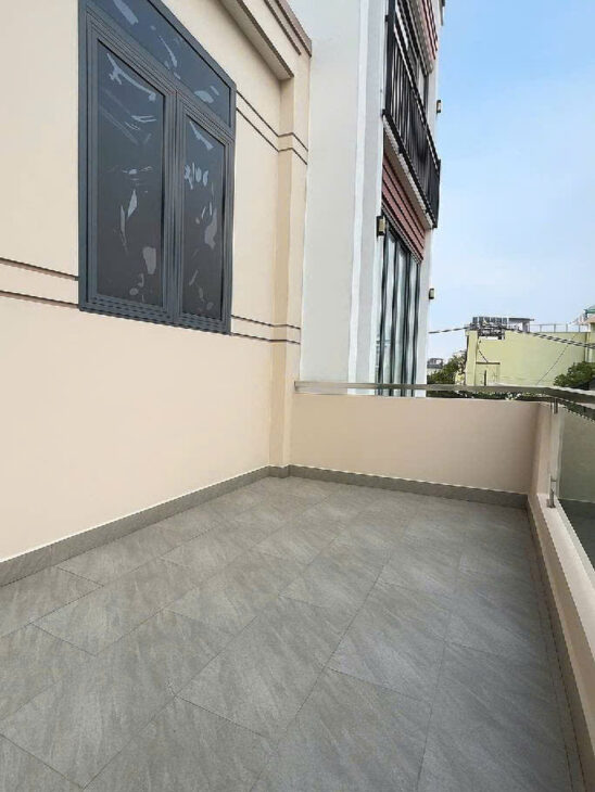 L1556 ⭐️ Giảm 250tr! sát chợ Hạnh Thông Tây, SHR, Vuông, 2 tầng, 5x11m, 5.x tỷ