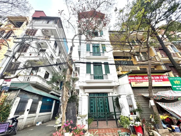 Hoàng Quốc Việt, phân lô ô tô tránh, kinh doanh ngõ thông, 100m, 30 Tỷ