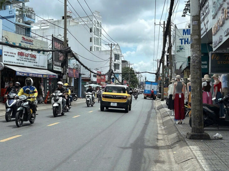 Bán CHDV mặt tiền 7m 148m2 6T 17PN T.Máy DT 70tr ngay CV Làng Hoa Lê Văn Thọ 29 tỷ hơn.