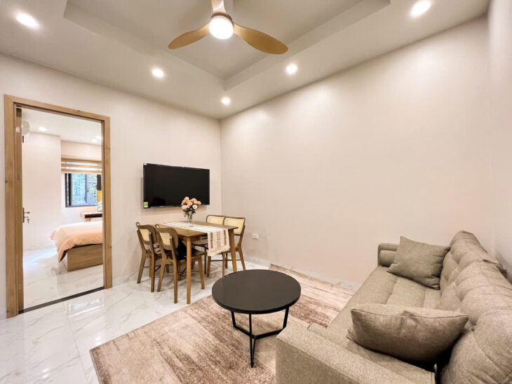 Cho thuê căn 2PN 1PK cực đẹp Full đồ tại Ngõ 279 Đội Cấn, Ba Đình