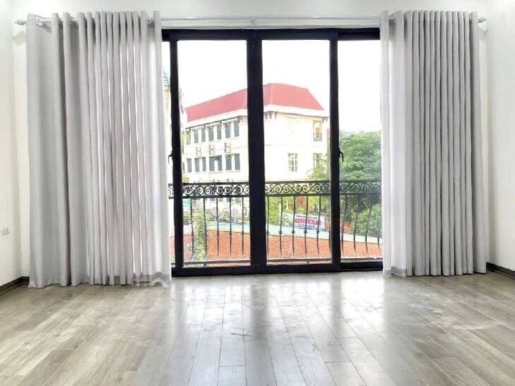 LÔ GÓC TRUNG TÂM HAI BÀ TRƯNG – 70M 5TẦNG – THANG MÁY – VIEW HỒ