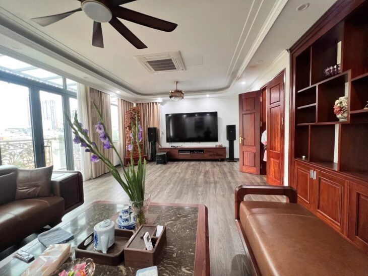 [THƠM] MP TRUNG HÒA NC – TÒA NHÀ 8T THANG MÁY – 123M MT 8M – LÔ GÓC VIEW HỒ