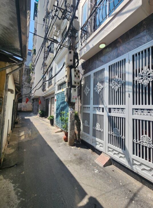 NHÀ ĐẸP LẠC LONG QUÂN – TÂY HỒ, DT50M2, 4 TẦNG, 4P. NGỦ, NGÕ THÔNG