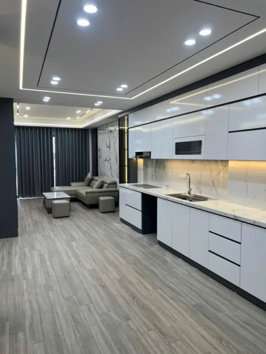 NHÀ ĐẸP 6 TẦNG THANG MÁY Nguyễn Văn Linh 46 M2 8.3 tỷ Long Biên Hà Nội