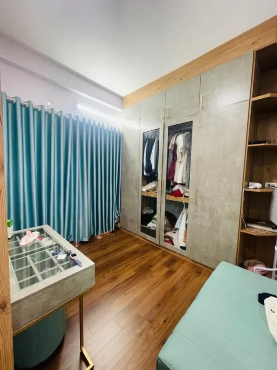 NHÀ MƠI- ĐẸP- FULL NỘI THẤT Phố Trạm 40m2 X 5 Tầng 10.85 Tỷ Long Biên Hà Nội.