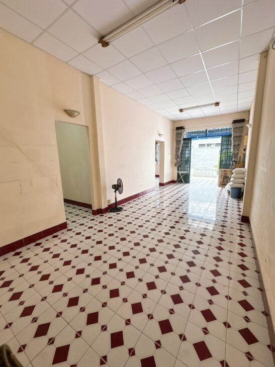 Bán nhà đường Chu Văn An, Hiệp Phú, Q9, TP HCM. DT 96m2, 2PN, SH. Giá 6.9 tỷ. LH: 0933125879
