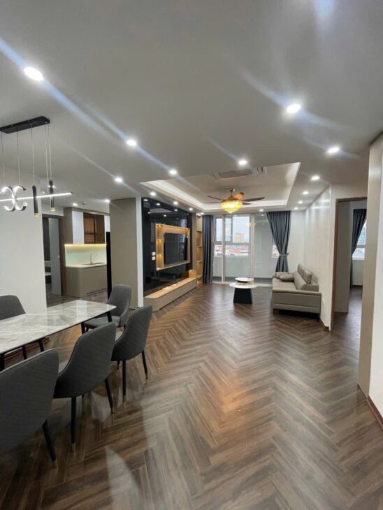 (Tin thật 100%) CH 96m2 x 3PN ở Vinaconex 1 Khuất Duy Tiến – Ban công Đông Nam – Nội thất 600 triệu