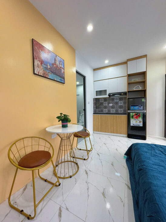 Cho Thuê Ccmn đẹp thoáng ban công giá rẻ Tại 296 Minh Khai, HBT