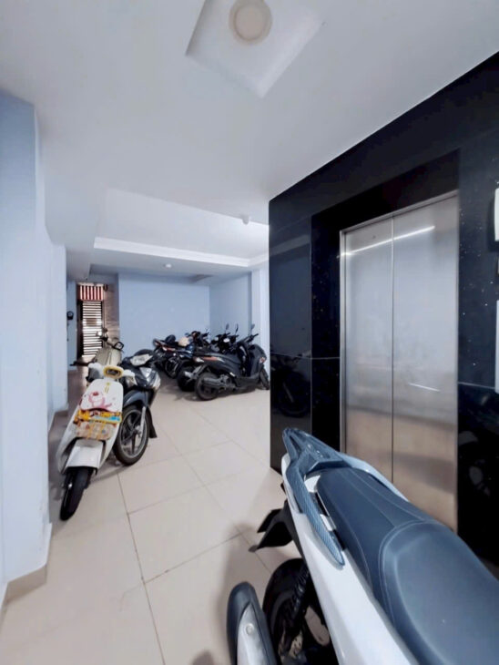 CHDV mặt tiền đường 12m 98m2 (4×25) ngay chợ đêm 6 lầu TMáy 12 căn hộ TN60tr chỉ 16 tỷ