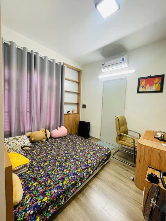 NHÀ MƠI- ĐẸP- FULL NỘI THẤT Phố Trạm 40m2 X 5 Tầng 10.85 Tỷ Long Biên Hà Nội.