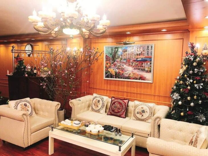 Siêu hiếm, bán nhà Hoàng Hoa Thám, ô tô đỗ cửa, 45m, chỉ 13 tỷ