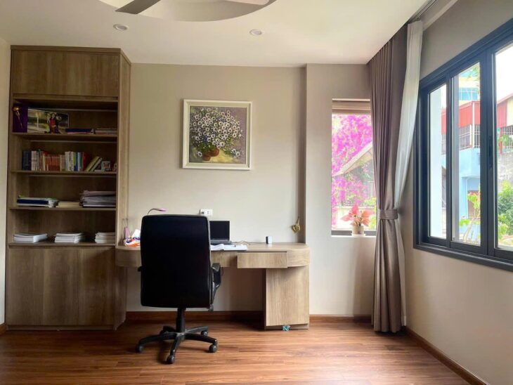 Chính chủ cần chuyển nhượng căn liền kề có thang máy, hai mặt thoáng- Phường Phương Liệt, TP Hà Nội