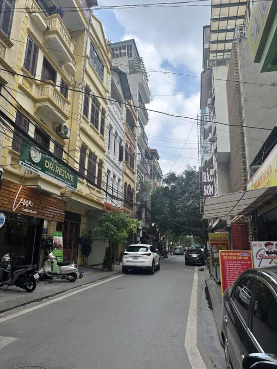 ⚜️ PHÂN LÔ PHỐ VIP NGỤY NHƯ KON TUM, SÁT PHỐ, 56M2 5T MT 4.6M, CHỈ 26.8 TỶ ⚜️