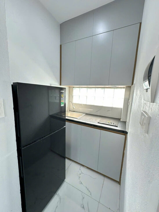 Cho thuê CCMN khép kín full đồ tại 242 đường Láng, Đống Đa