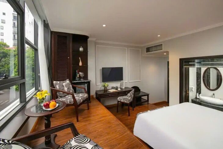 Mặt Phố lô góc ô tô tránh kinh doanh, Huy Du, Lưu Hữu Phước, 55m, 25 Tỷ