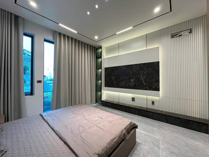 CCMN Triều Khúc, 55m, 10.2 Tỷ, 6 tầng thang máy, 11 phòng, lô góc xe con,