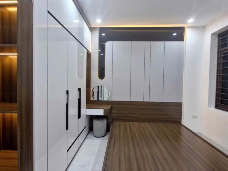 BÁN NHÀ LẠC LONG QUÂN -KINH DOANH – Ô TÔ GẦN HỒ TÂY 62 M5T 17.8TỶ