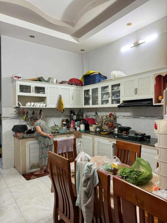 NHÀ ĐẸP KHU BIỆT THỰ 4 TẦNG BTCT 52M2, ĐƯỜNG 7M – Ô TÔ NGỦ NHÀ. HƯƠNG LỘ 2, BTĐA, BÌNH TÂN.