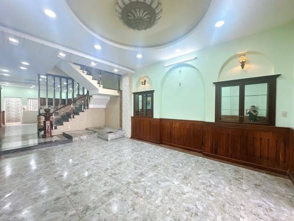 Bán nhà 4 tầng 5x24m giá 13,5 tỷ Đường Trần Thị Cờ