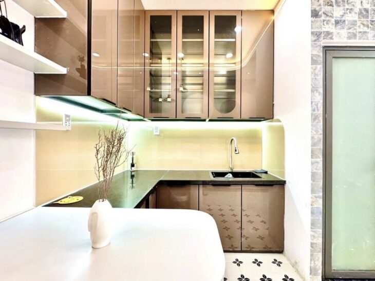 Nhà cạnh ETOWN Cộng Hòa, Tân Bình – 33m², 4 tầng, giá 10.5 tỷ