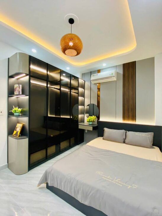 Nhà đẹp Hoàng Văn Thụ, Tân Bình – 73m² (4.5×17), 3 tầng, giá chỉ 9.9 tỷ.