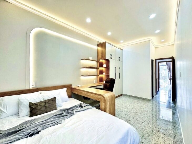 Nhà cạnh ETOWN Cộng Hòa, Tân Bình – 33m², 4 tầng, giá 10.5 tỷ