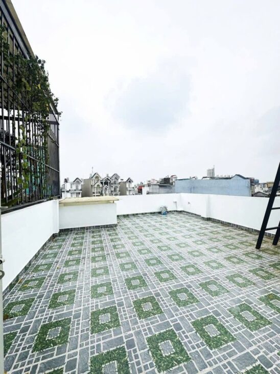 NHÀ 4 TẦNG BTCT MÁI THÁI 75M², GẦN CHỢ THIẾC. HẺM XE HƠI LÊ VĂN KHƯƠNG Q.12.