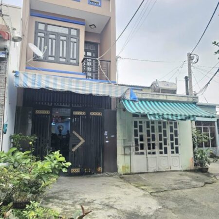 NHÀ 2 TẦNG BTCT 47M2, NGAY NGÃ TƯ NGUYỄN ẢNH THỦ VÀ TÔ KÝ. PHƯỜNG TRUNG MỸ TÂY, QUẬN 12. NHÀ 2 TẦNG BTCT 47M2, NGAY NGÃ TƯ NGUYỄN ẢNH THỦ VÀ TÔ KÝ. PHƯỜNG TRUNG MỸ TÂY, QUẬN 12.