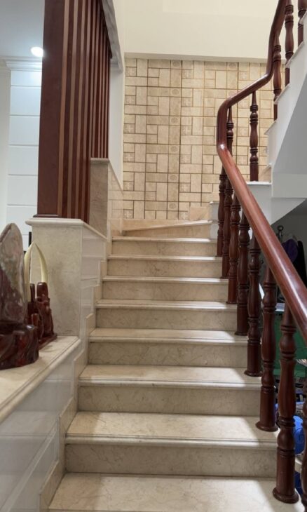 Nhà vị trí siêu đẹp Tăng Nhơn Phú,Phước Long B, Kết cấu 3 tầng Thiết kế: sân vườn, gara ô tô 2