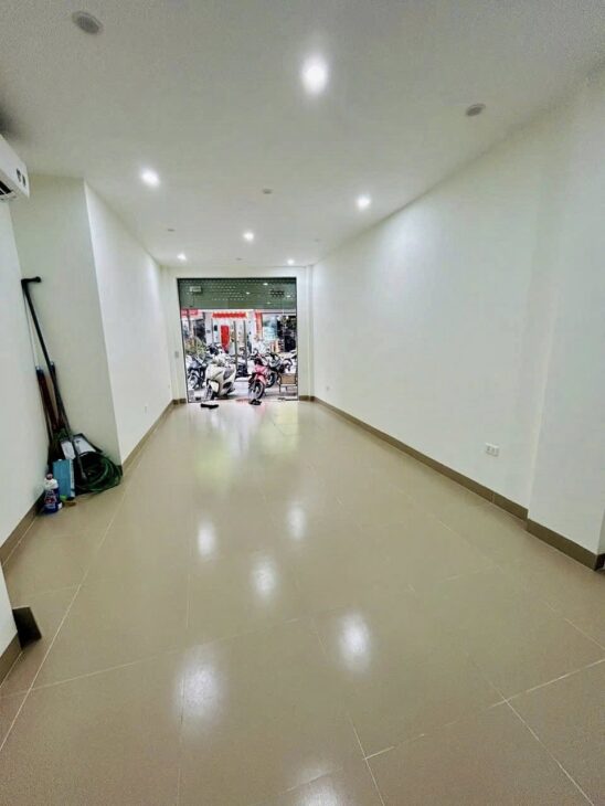 💥GIÁ TỐT💥Mặt phố Trương Công Giai 40m 6T thang máy, KD khủng, 20 tỷ